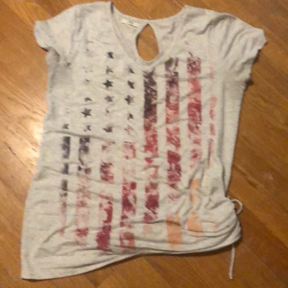 Maurices flag T-shirt